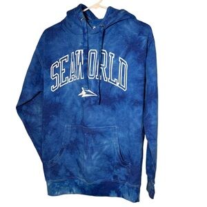 Seaworld‎ Medium Blue Tie Dye Hoodie